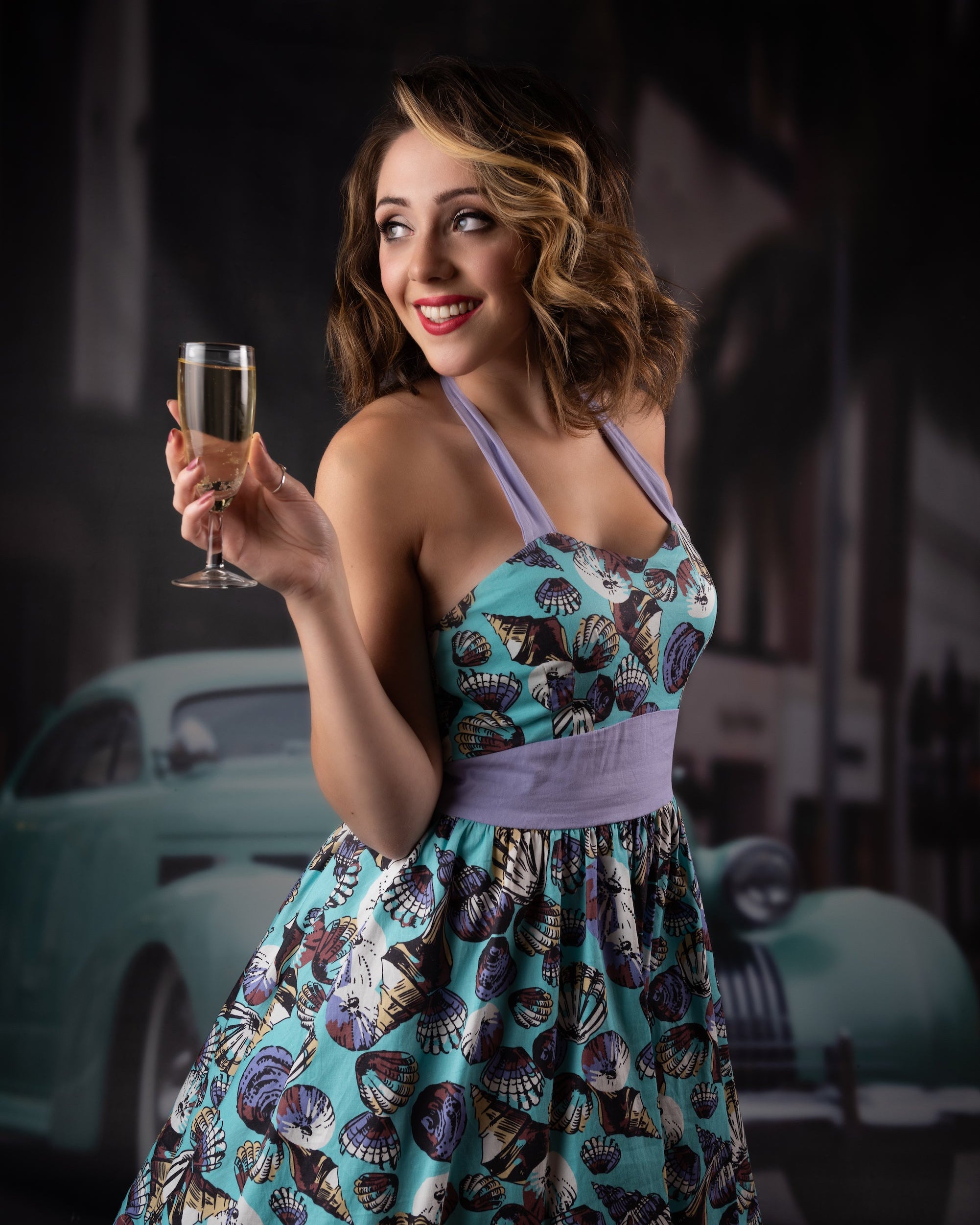 50's Vintage pin up teal backround with morris monor